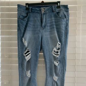KiKi LaRue Garrett Denim Distressed Jeans Size 18